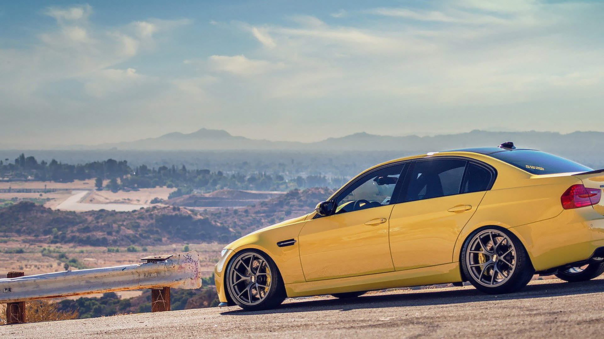 伊朗门将雪地封神,三场比赛零封对手,伊朗门将扑出c罗点球